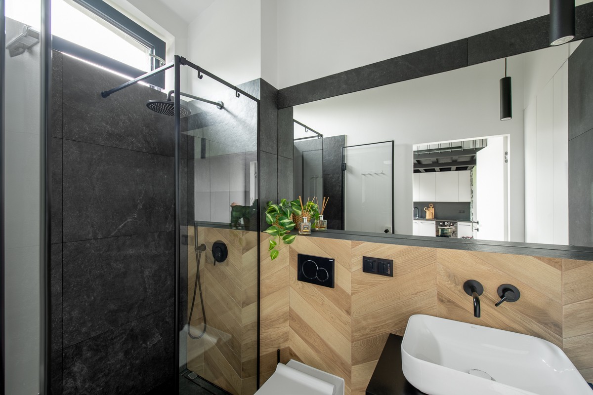 23827476 max